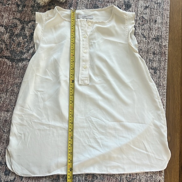 LOFT sleeveless Blouse - Picture 6 of 7